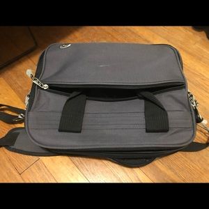 Laptop bag